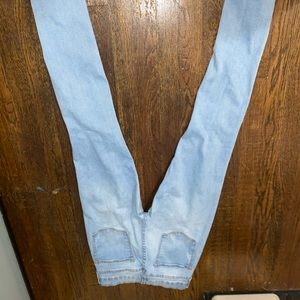 FASHION NOVA LIGHTWASH JEANS